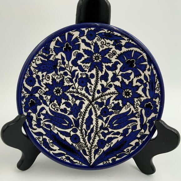 Handmade J. Tamimi Jerusalem Blue and White Floral Plate Wall Hanging 6 1/2" - Picture 4 of 6